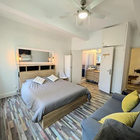 Grand Appartement Climatise A Deux Pas De La Plage
